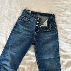 Levi’s 501 Cropped Jeans